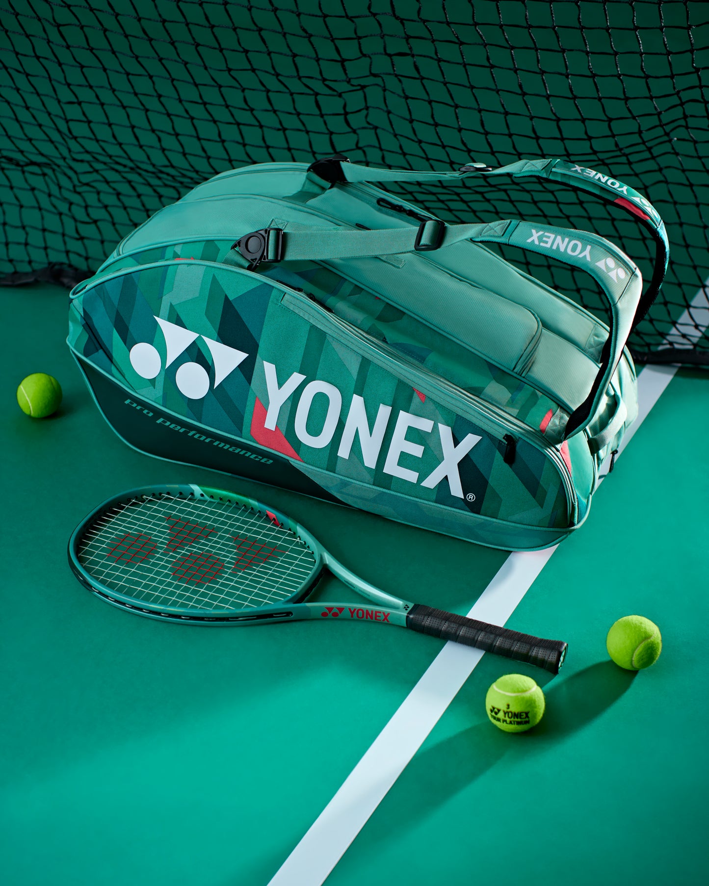 PRO RACQUET BAG 9