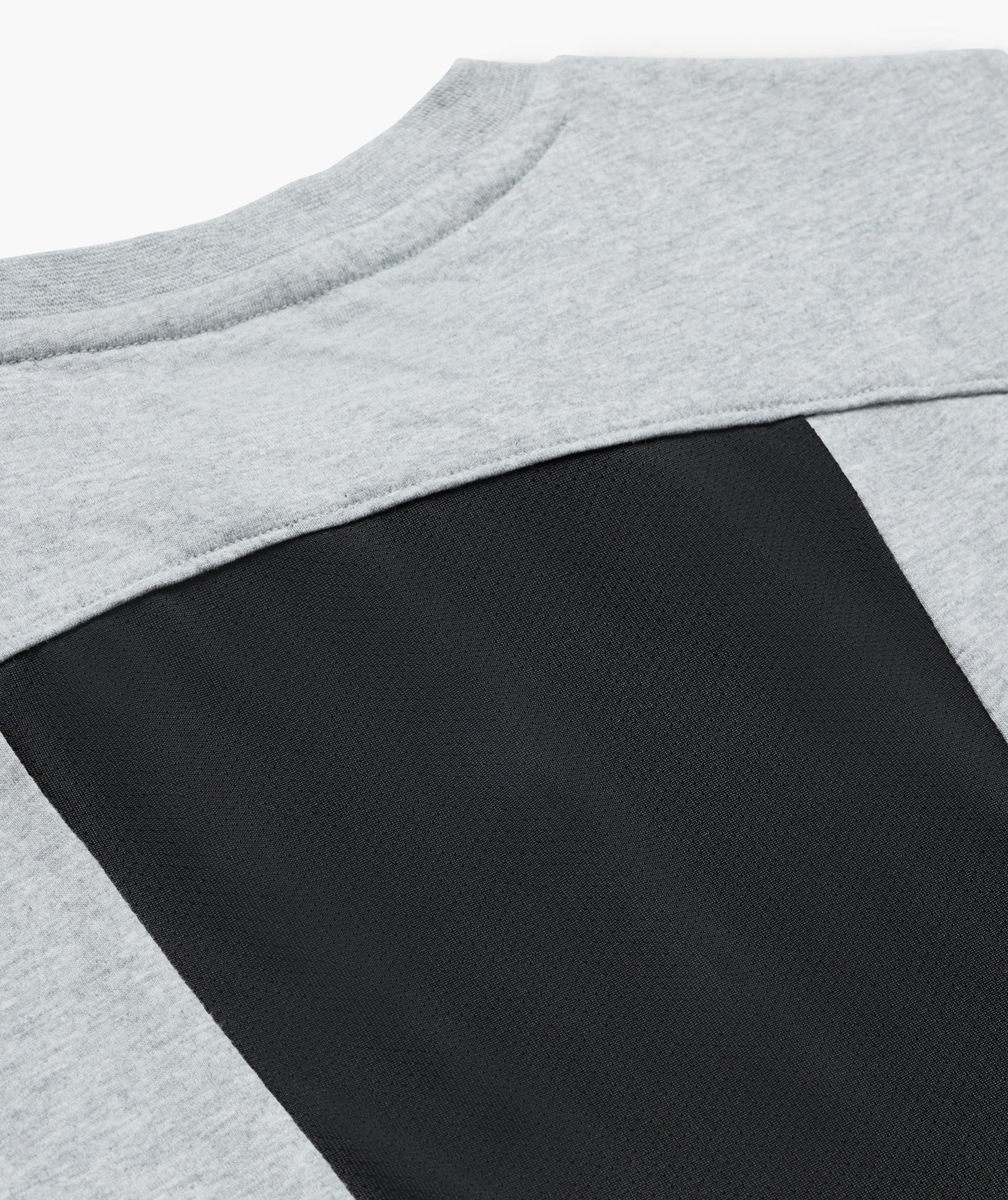 PERFORMANCE SLEEVELESS TRAINING TEE