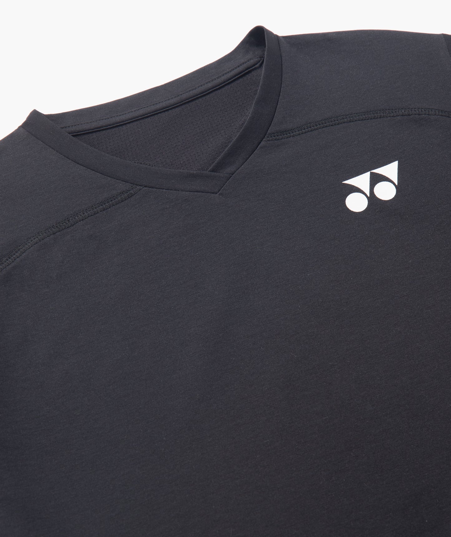 AIM LUXE V-NECK SHIRT